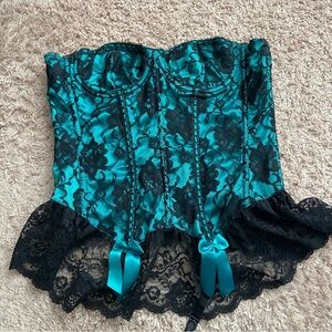 Women’s lace trim corset.